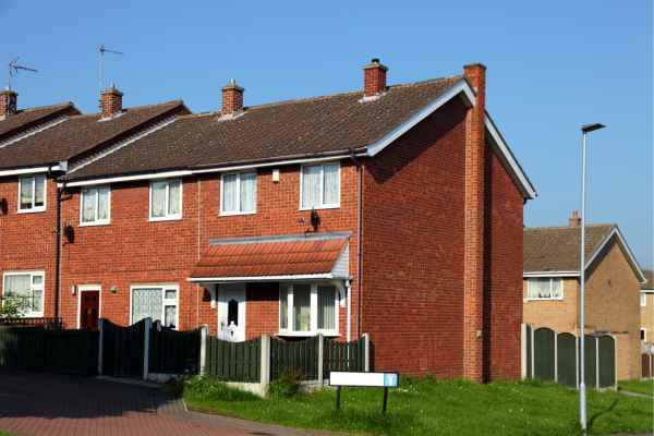Can I Alter The Party Wall Surveyor? - A Crucial Guide From Faulkner Surveyors 3 Do you want to change the party wall surveyor you are using? Get the best results from Faulkners St-Albans NOW!